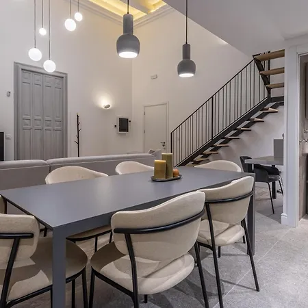 Old Theatre - Capri Appartement La Valette