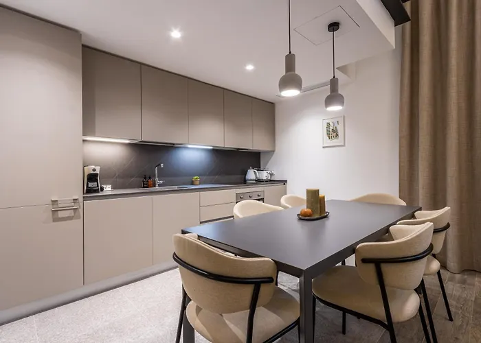 Old Theatre - Capri Apartment